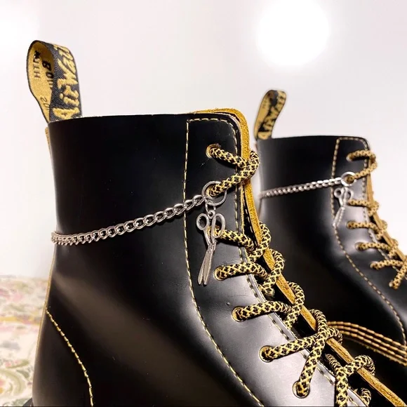 Silver Scissors Anket Shoe Charm Chains for Boots & Skates - Picture 5 of 5